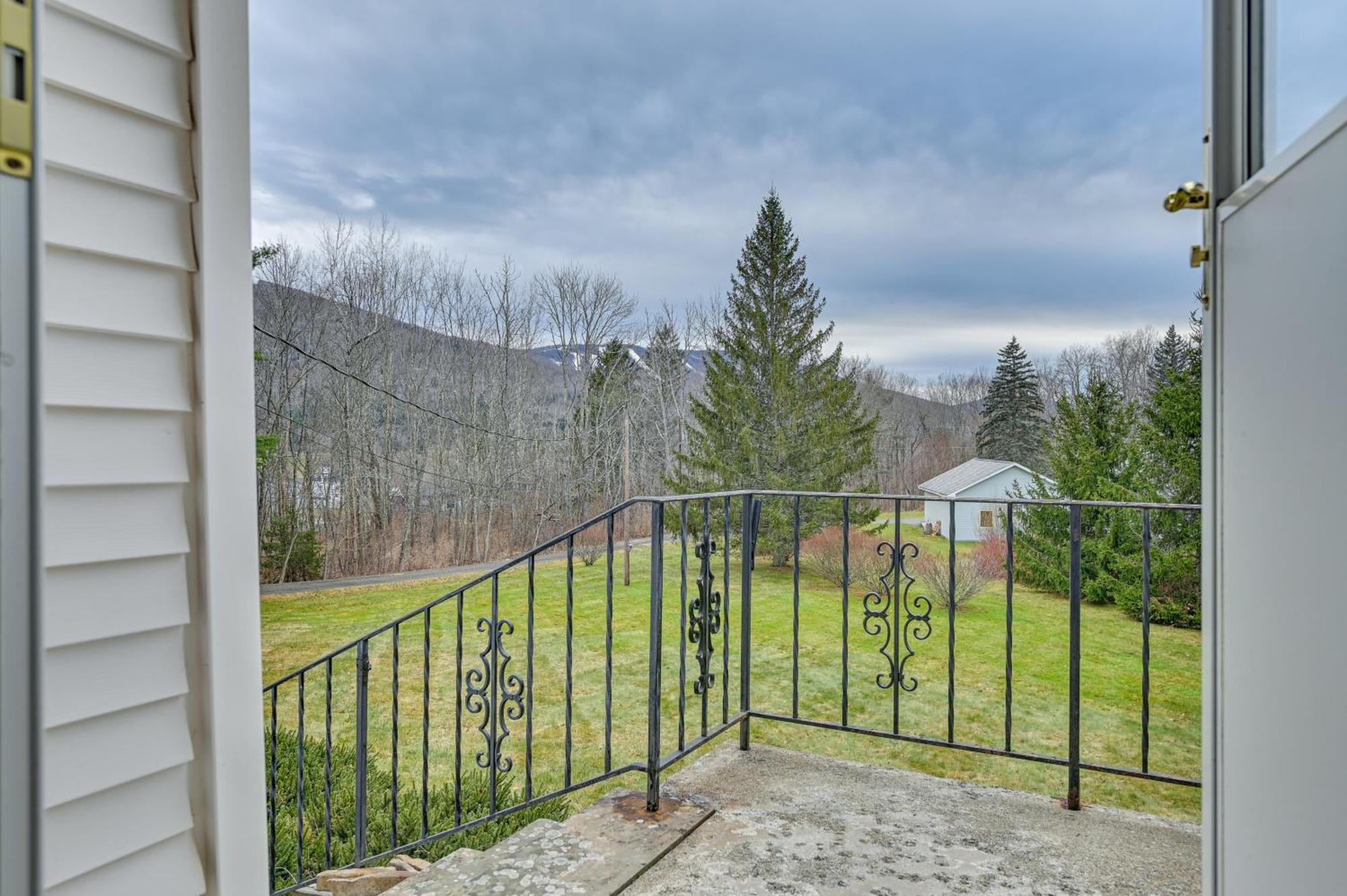 Vacation Rental Home About 2 Mi To Windham Mountain! Exterior photo